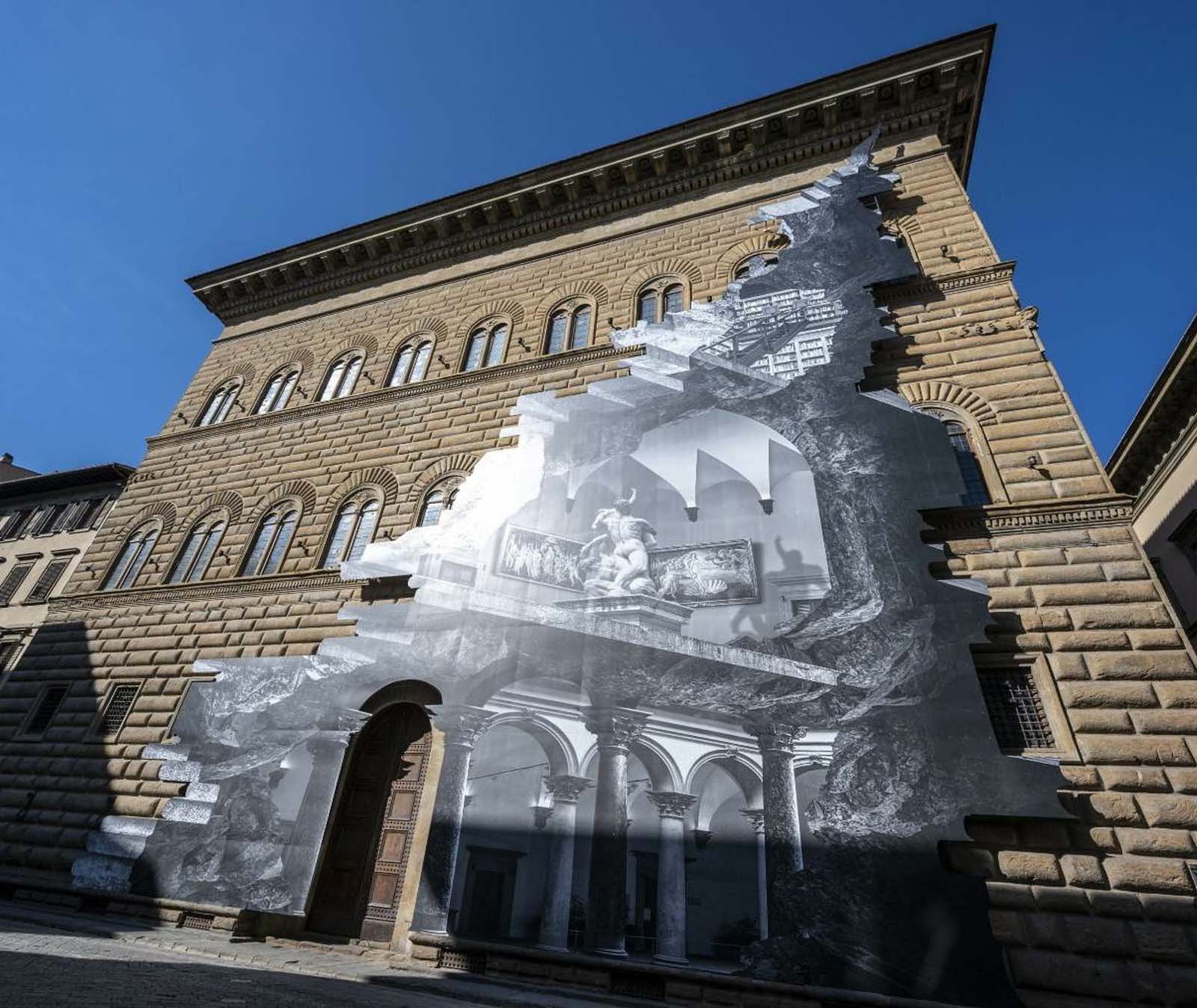 JR, "La Ferita" 2021, Firenze, Palazzo Strozzi. Photo by JR